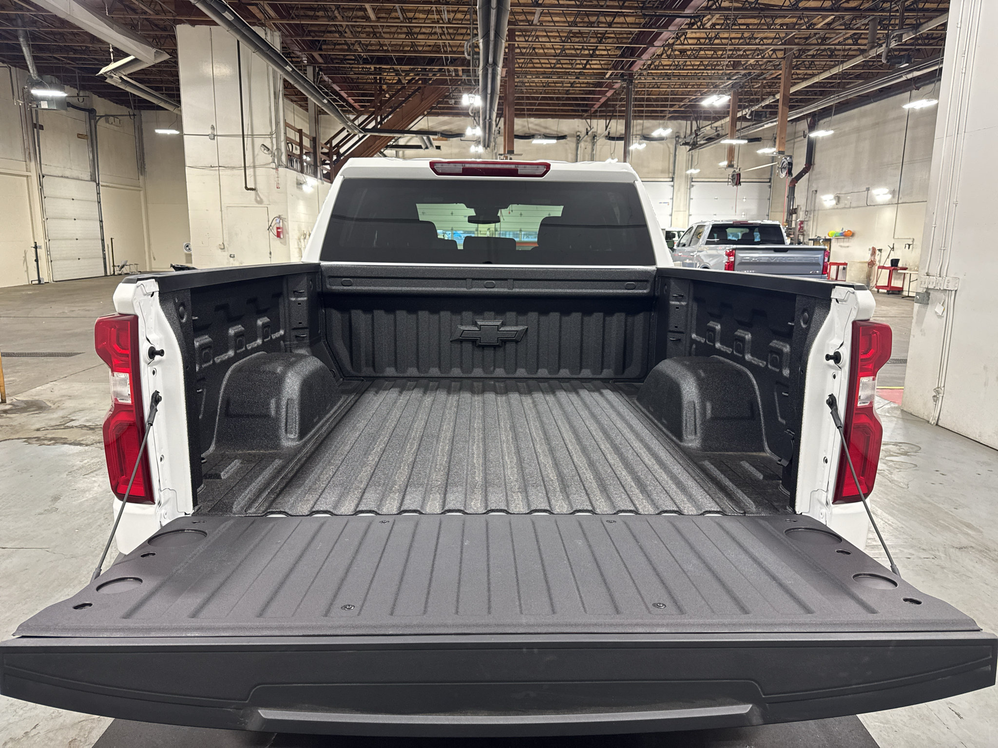 New 2026 Chevrolet Silverado 1500 RST w/ RST Select Package AWD/4WD image 11