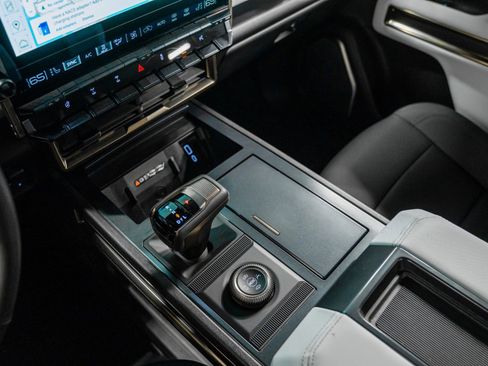 Used 2024 GMC Hummer EV 3X w/ Extreme Off-Road Package image 24