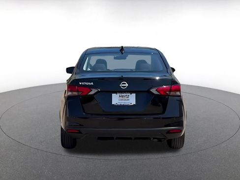 Used 2025 Nissan Versa SV image 12