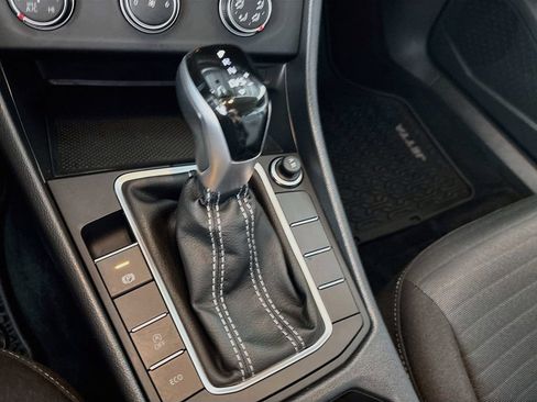 Certified 2024 Volkswagen Jetta S FWD image 18