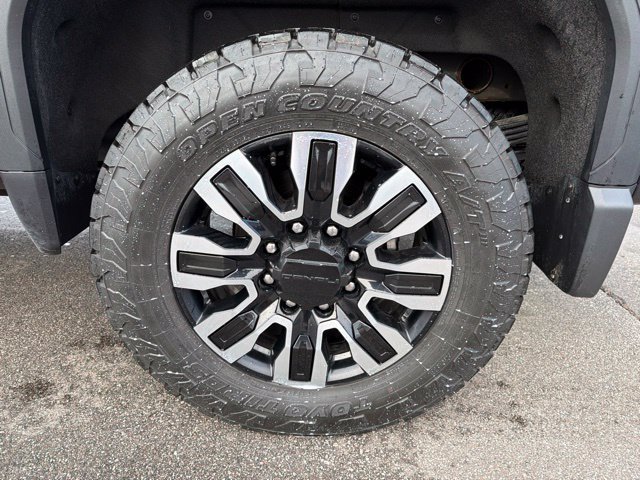 Used 2024 GMC Sierra 2500 Denali Ultimate AWD/4WD image 12