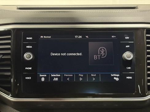 Used 2019 Volkswagen Atlas SEL AWD/4WD image 35