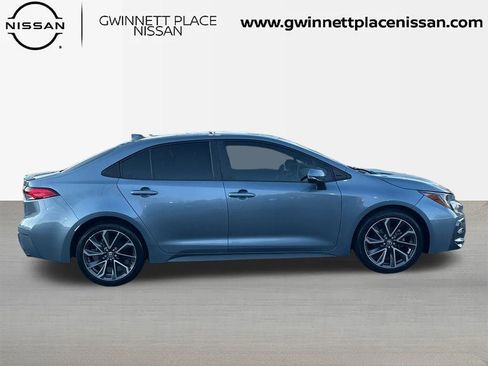 Used 2020 Toyota Corolla SE w/ SE Premium Package image 4