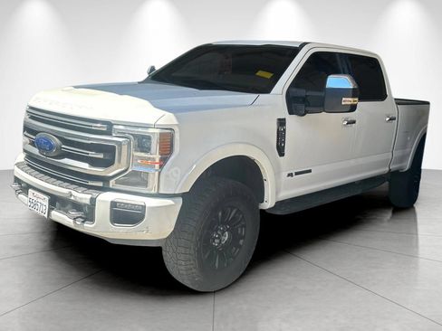 Used 2022 Ford F250 Platinum w/ Tremor Off-Road Package AWD/4WD image 2