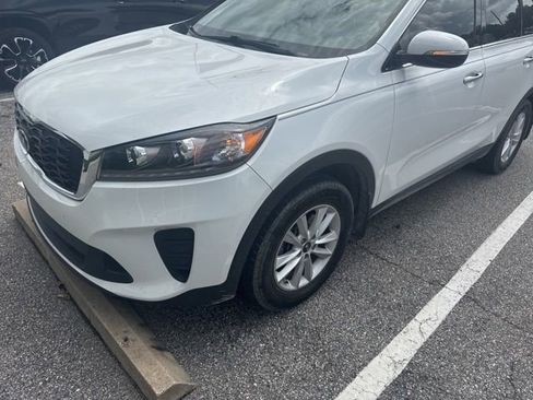 Used 2019 Kia Sorento FWD image 5