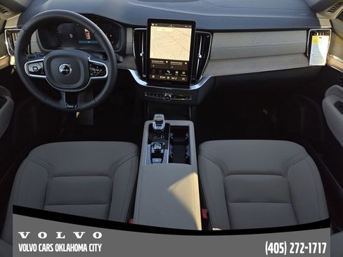 New 2026 Volvo XC90 B5 Core w/ Protection Package Premier image 25