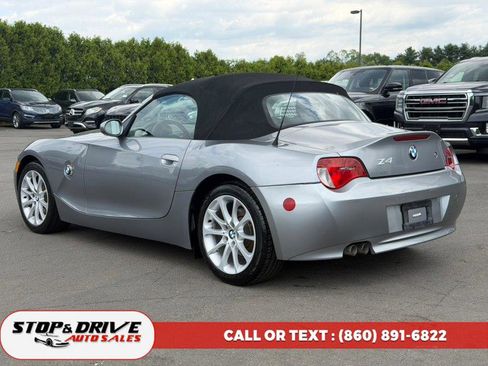 Used 2006 BMW Z4 3.0i RWD image 3