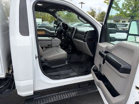 Used 2019 Ford F550 4x4 Regular Cab Super Duty image 23