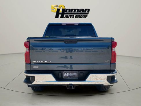 Used 2021 Chevrolet Silverado 1500 LT w/ Convenience Package II AWD/4WD image 4