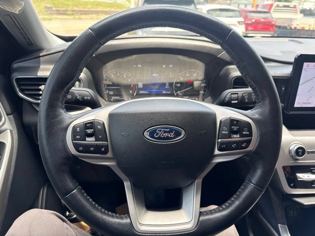 Certified 2023 Ford Explorer XLT w/ Equipment Group 202A AWD/4WD image 20