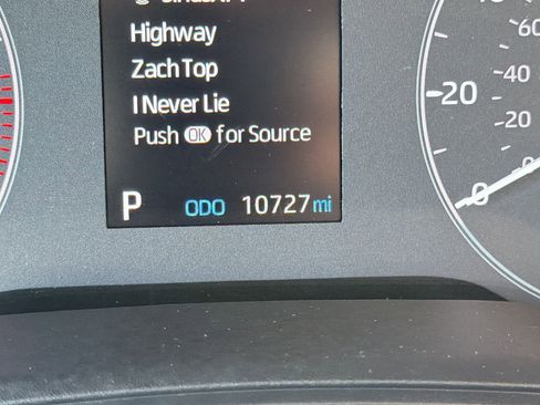 Used 2024 Toyota Corolla LE image 20