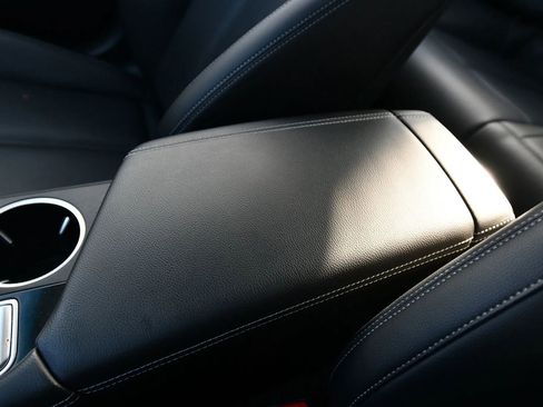 Used 2025 Genesis G70 2.5T RWD image 23