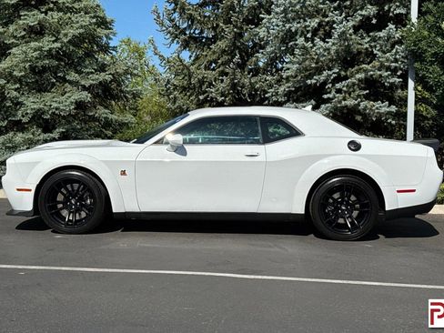 Used 2023 Dodge Challenger R/T Scat Pack image 7