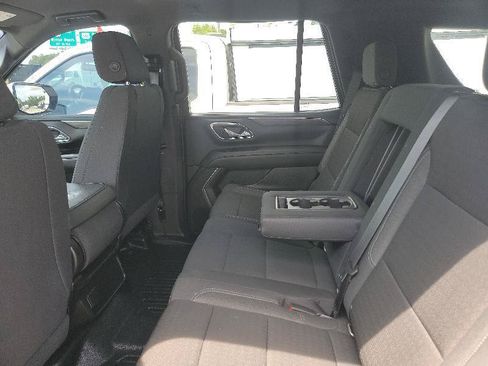 Used 2021 Chevrolet Tahoe 2WD w/ Remote Keyless Entry Package image 17