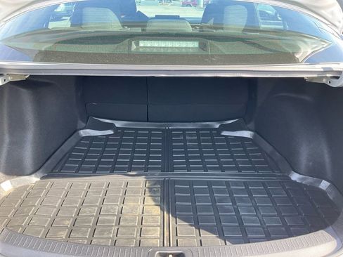 Used 2024 Toyota Corolla SE image 24