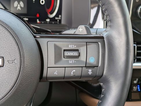 Used 2023 Nissan Pathfinder Platinum w/ Cargo Package image 30