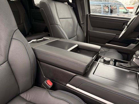 Used 2025 Toyota Tundra Platinum image 32