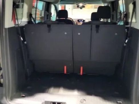 Used 2016 Ford Transit Connect XL image 9