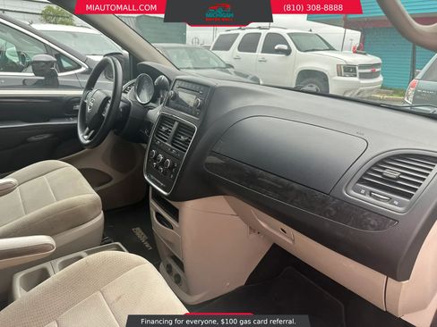 Used 2013 Dodge Grand Caravan SE FWD image 15