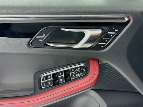 New 2025 Porsche Macan image 11