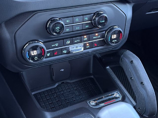 Used 2024 Ford Bronco Raptor AWD/4WD image 23