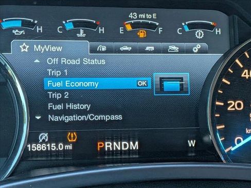 Used 2017 Ford F150 Lariat AWD/4WD image 5