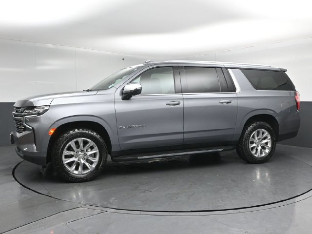 Used 2022 Chevrolet Suburban Premier AWD/4WD image 4
