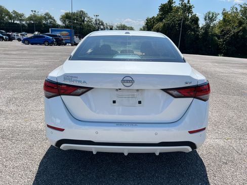 Used 2024 Nissan Sentra SV w/ SV Premium Package FWD image 6