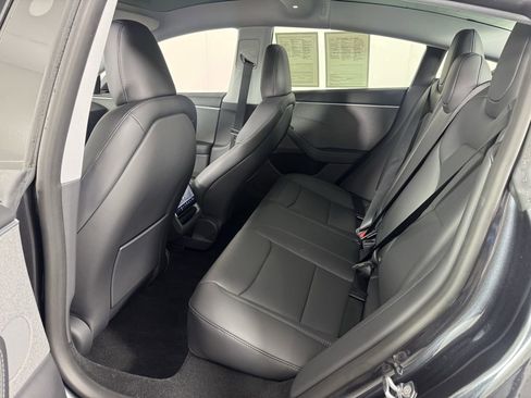 Used 2025 Tesla Model 3 Long Range image 21