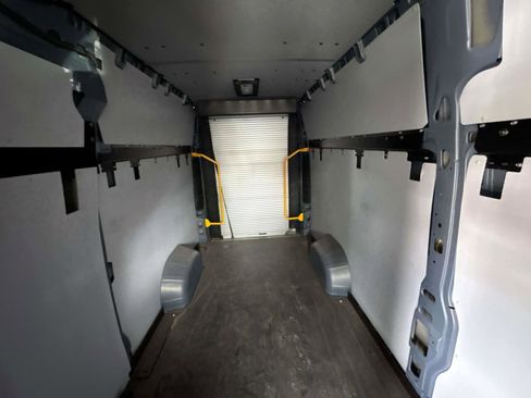 Used 2024 RAM ProMaster 3500 FWD image 4