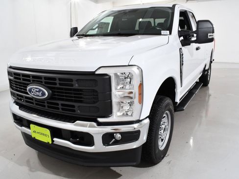 New 2026 Ford F250 XL w/ XL Chrome Package image 2