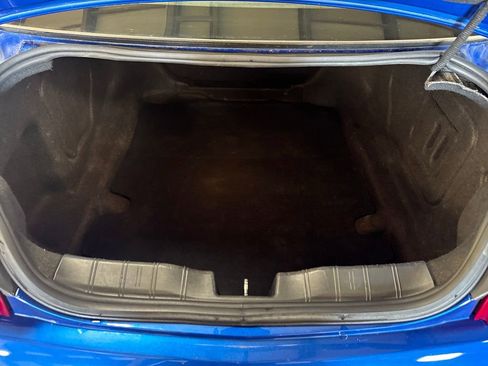 Used 2018 Chevrolet Camaro LT RWD image 28