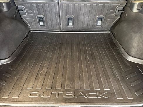 Used 2019 Subaru Outback 2.5i Limited w/ Popular Package #2 AWD/4WD image 15