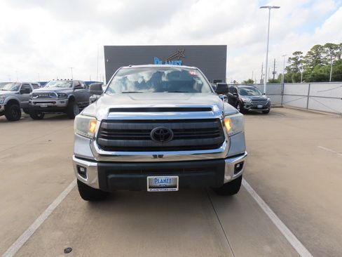 Used 2014 Toyota Tundra SR5 w/ SR5 Upgrade Package RWD image 5