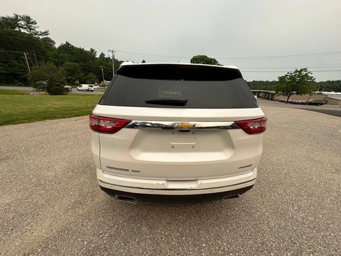 Used 2019 Chevrolet Traverse Premier AWD/4WD image 4