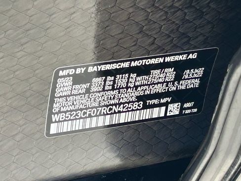 Used 2024 BMW iX xDrive50 w/ Sport Package AWD/4WD image 32