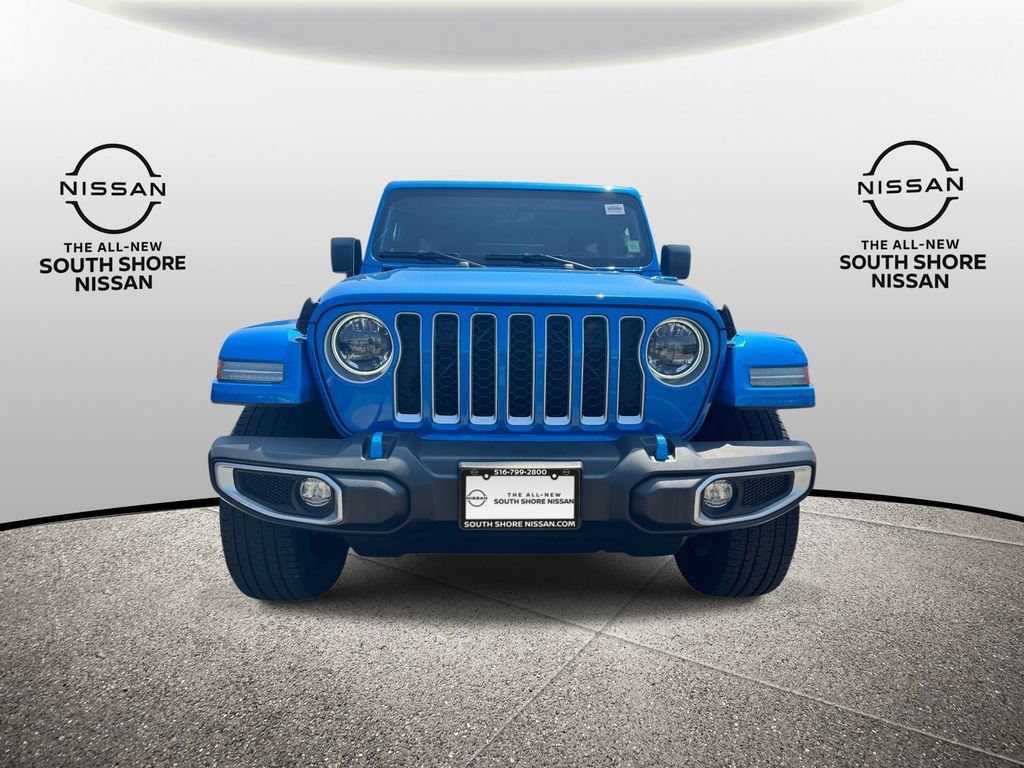 Used 2023 Jeep Wrangler Unlimited Sahara w/ Cold Weather Group AWD/4WD image 2