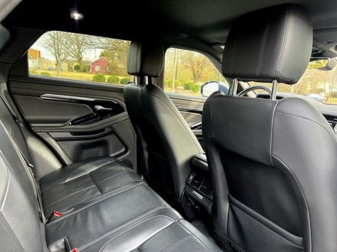 Used 2020 Land Rover Range Rover Evoque SE image 20