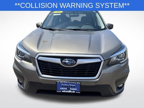 Used 2020 Subaru Forester Premium AWD/4WD image 2