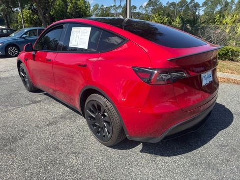 Used 2021 Tesla Model Y Long Range image 15