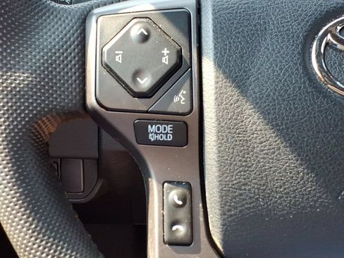 Used 2023 Toyota Tacoma TRD Sport AWD/4WD image 23
