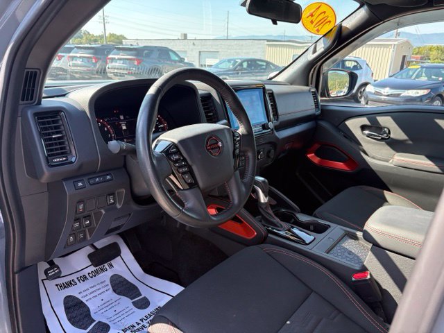 Used 2024 Nissan Frontier PRO-4X w/ Pro Convenience Package AWD/4WD image 3