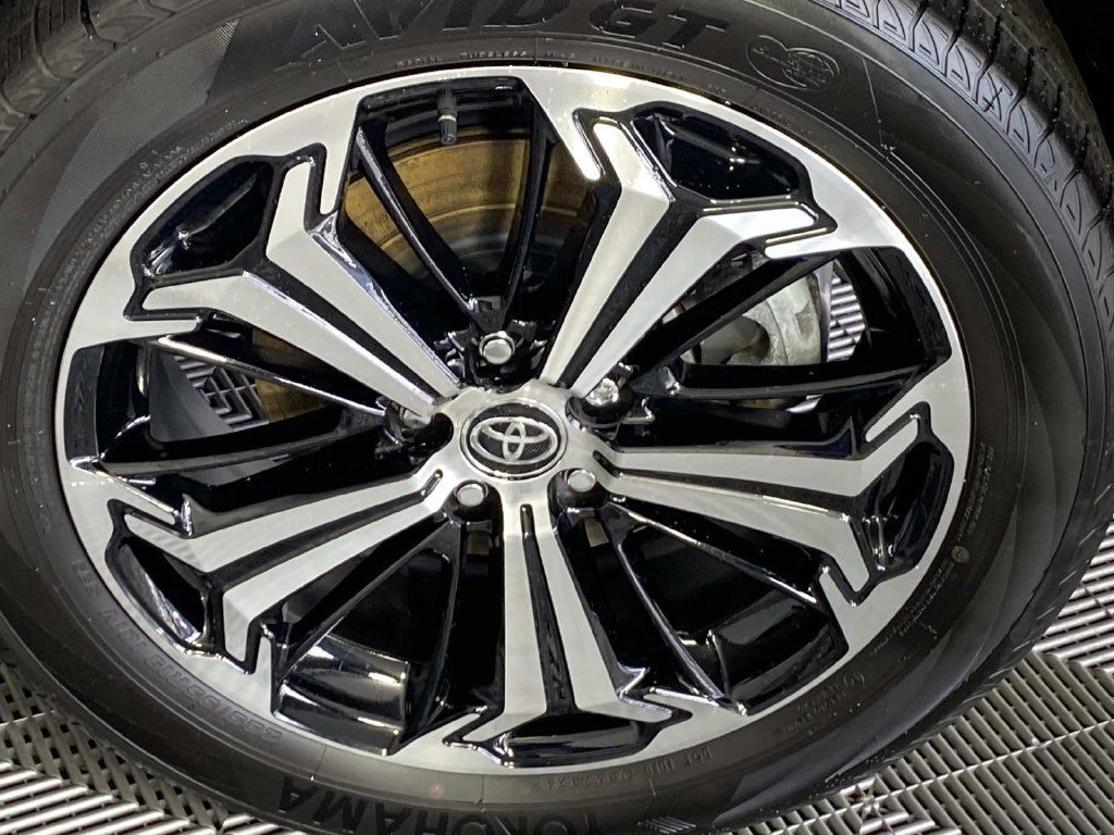 Used 2024 Toyota RAV4 XSE w/ Premium Package AWD/4WD image 30