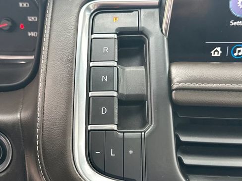 Used 2021 Chevrolet Suburban Z71 AWD/4WD image 37