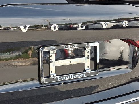 New 2026 Volvo XC60 B5 Plus w/ Protection Package Premier image 16