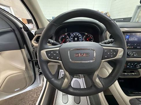 Used 2023 GMC Acadia Denali w/ Denali Ultimate Package AWD/4WD image 14
