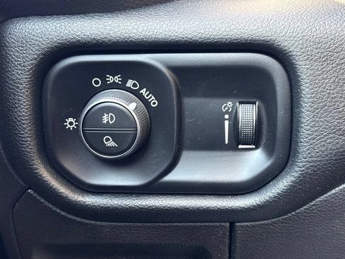 Used 2021 RAM 1500 Big Horn AWD/4WD image 31