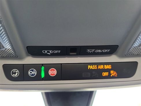 Used 2022 Chevrolet Malibu LS image 25