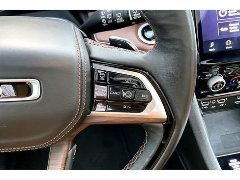 Certified 2024 Jeep Grand Cherokee L Summit w/ High Altitude Package image 26