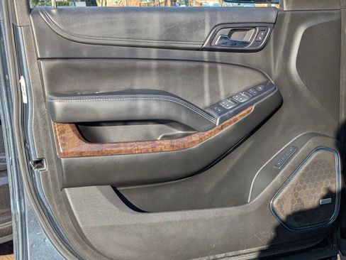 Used 2019 Chevrolet Tahoe LT AWD/4WD image 17